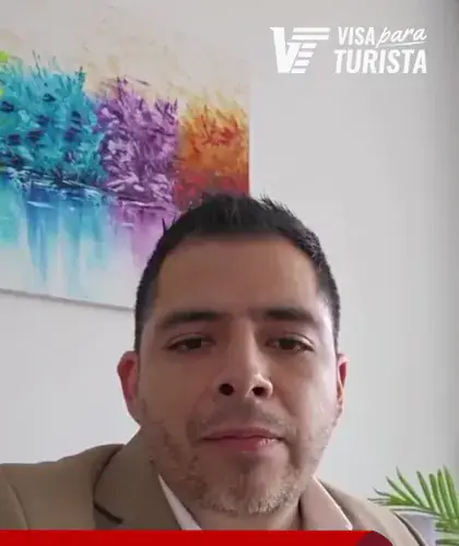 Cliente 4 compartiendo su experiencia con Visa Para Turista